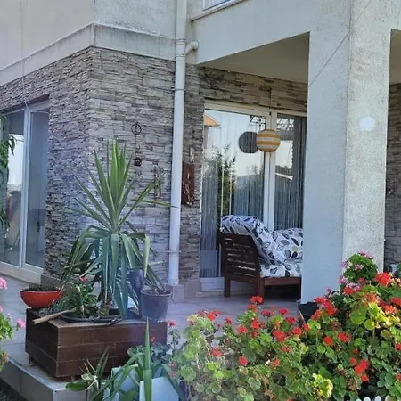 Architect's House With Spacious Veranda In Antalya, Σπίτι διακοπών *