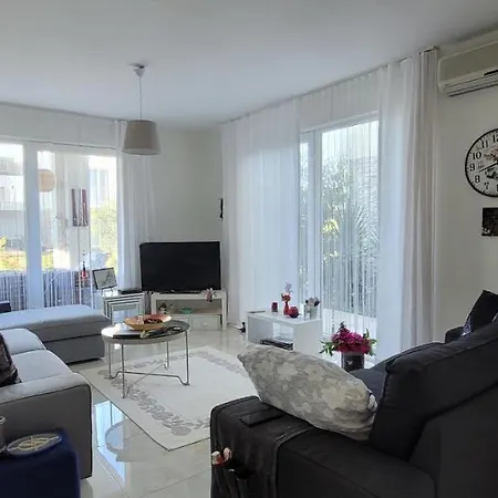 Architect's House With Spacious Veranda In Antalya, * Μπέλεκ